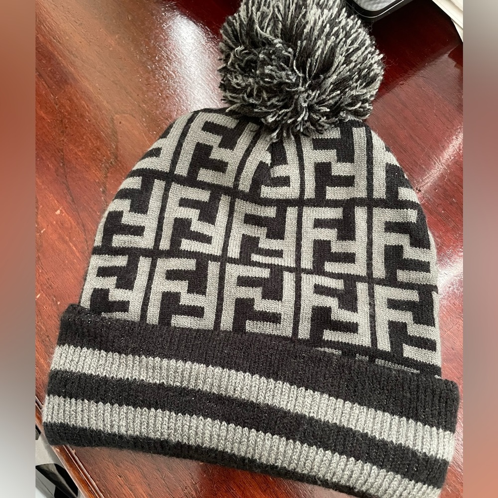 Lookalike Fendi print grey and black pom pom knit beanie designer hat, Unbranded
